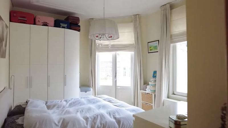 Image accompanying room listing