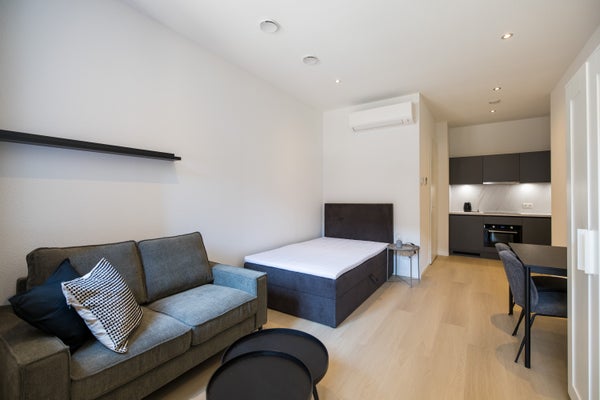 Image accompanying room listing