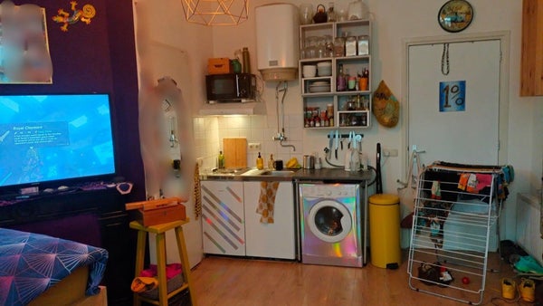 Image accompanying room listing