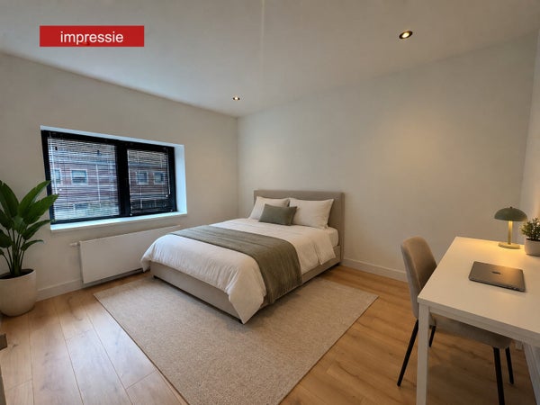 Image accompanying room listing