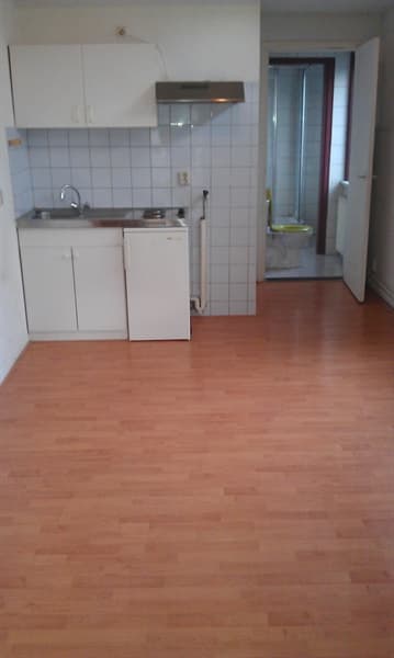 Image accompanying room listing