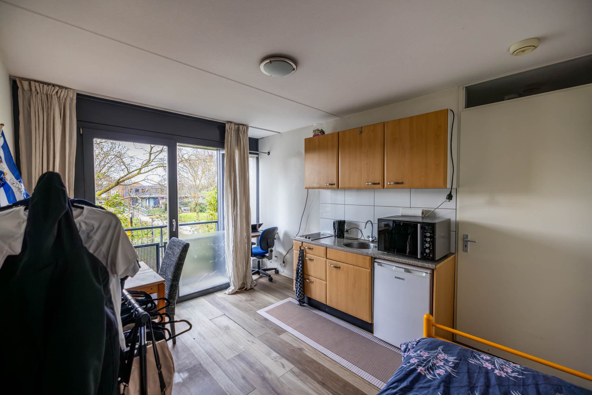 Image accompanying room listing